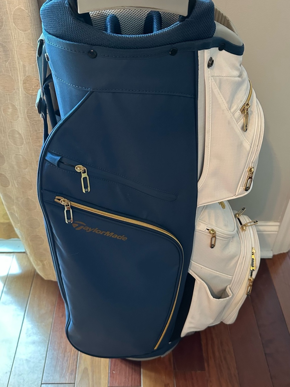 Taylormade Kalea Gold Golf Cart Bag Like New - Picture 5 of 7
